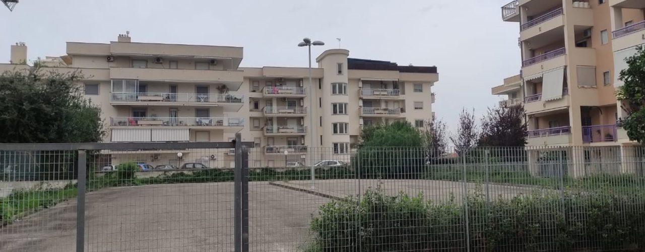 Parcheggio via Plauto